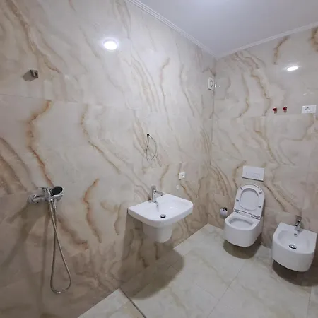 Apartmán Modern Apartament In Capital City Two Bedrooms Tirana